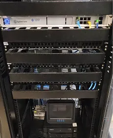 Equipe System Frame em infraestrutura e instalação