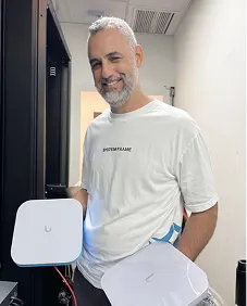 Equipe System Frame em infraestrutura e instalação