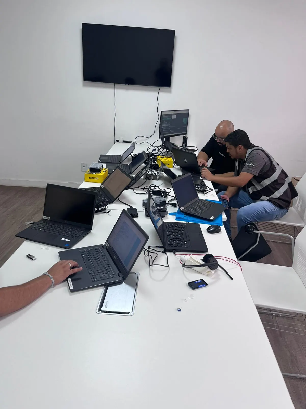 System Frame em operação e Field Service