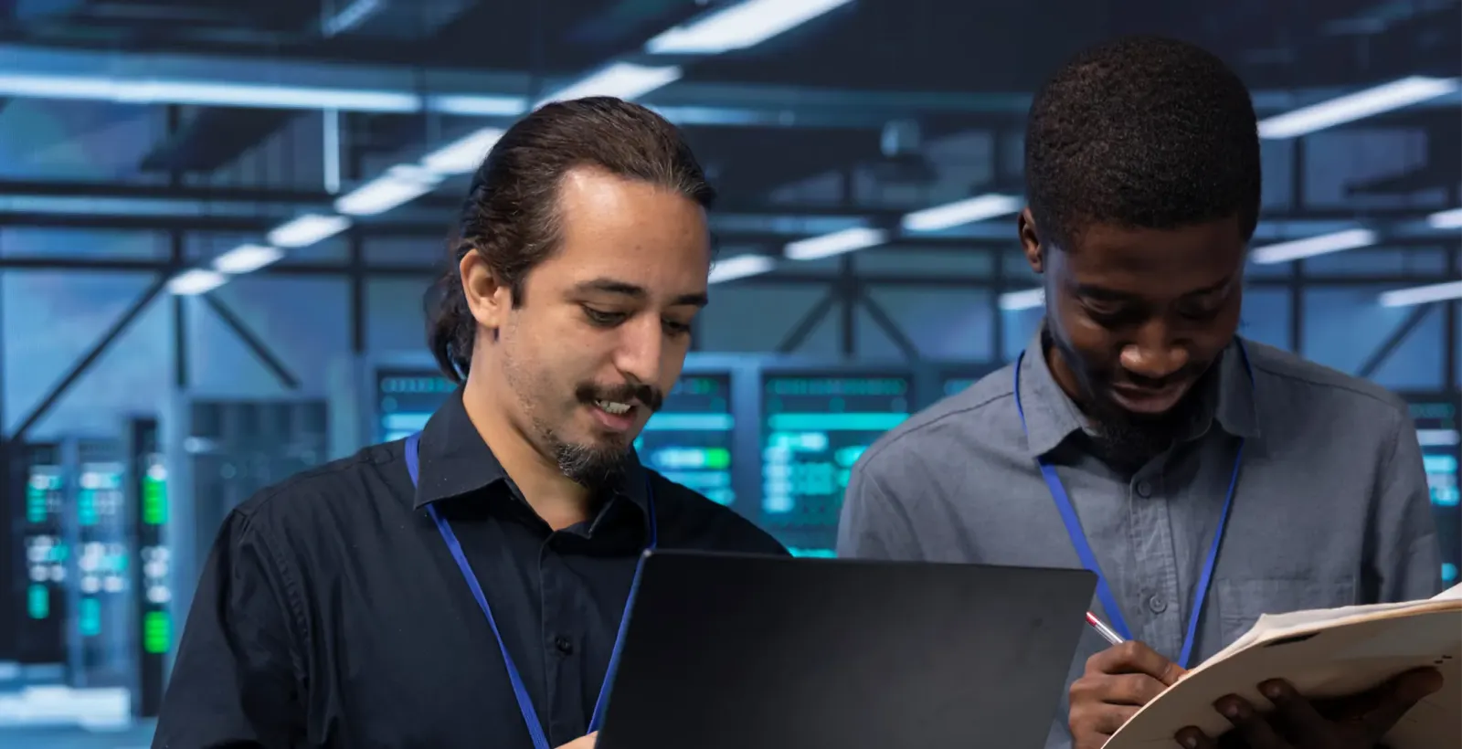 Ambiente corporativo com foco em conectividade e Wi-Fi seguro